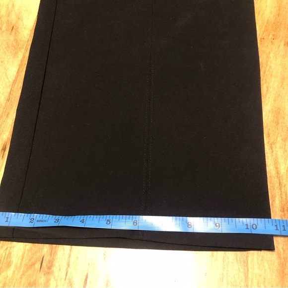 NWT $80 USD Lane Bryant On The Go Black Straight Mid Rise Stretch Pants Size 28 - Picture 12 of 12